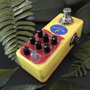 Bananana Effects Matryoshka - Bass Synth Micro Pedal